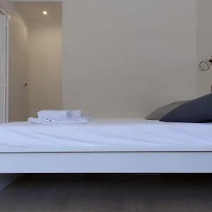 Flateli Roger 6 Apartment Barcelona